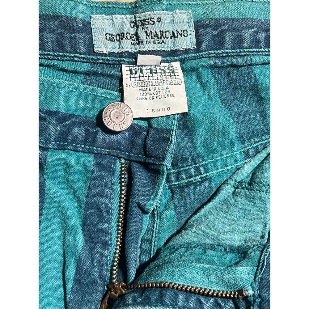 SOLD Vintage 90s Guess Striped Denim Shorts Size 34 - Picture 2 of 7
